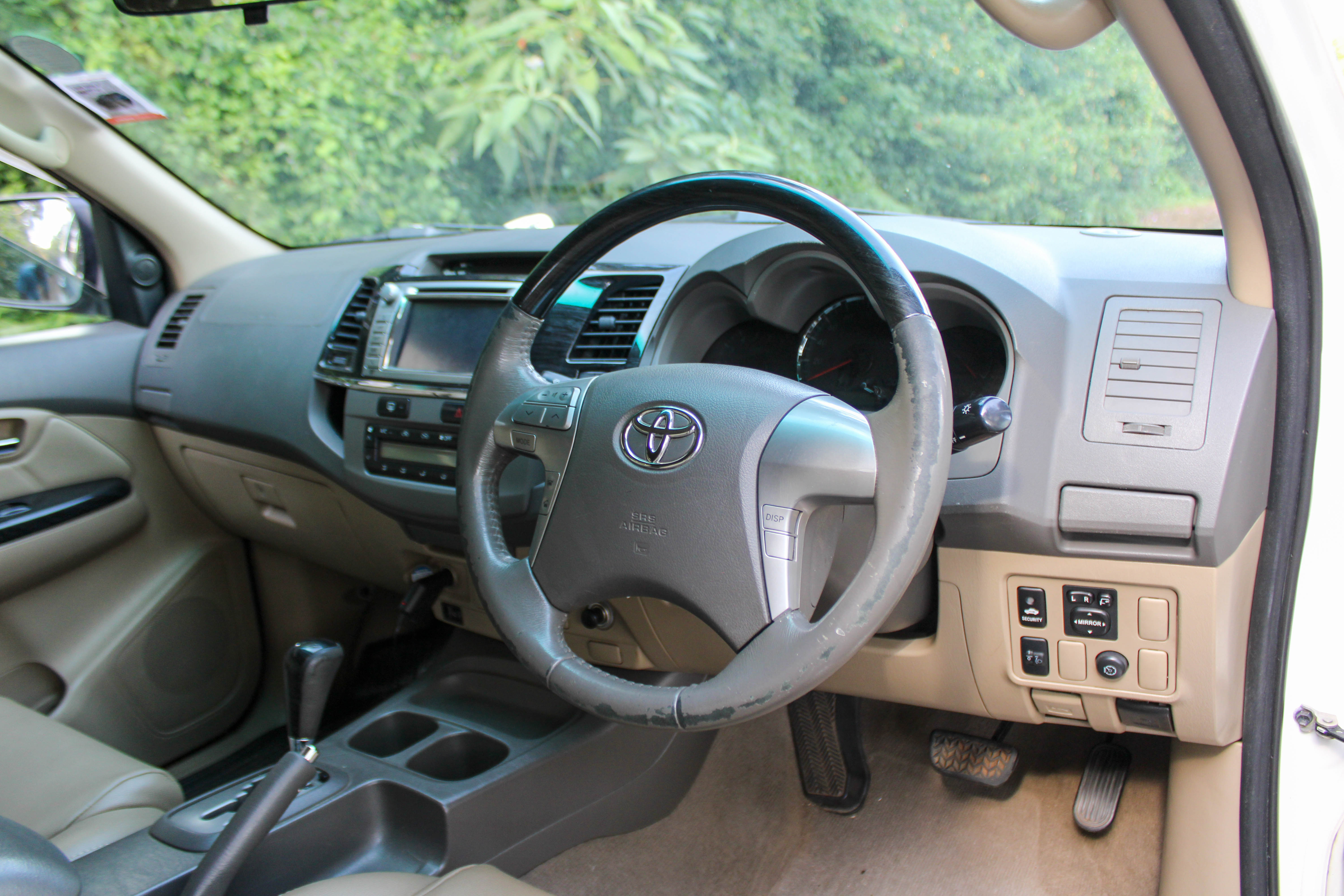 Vehicle Image 4
