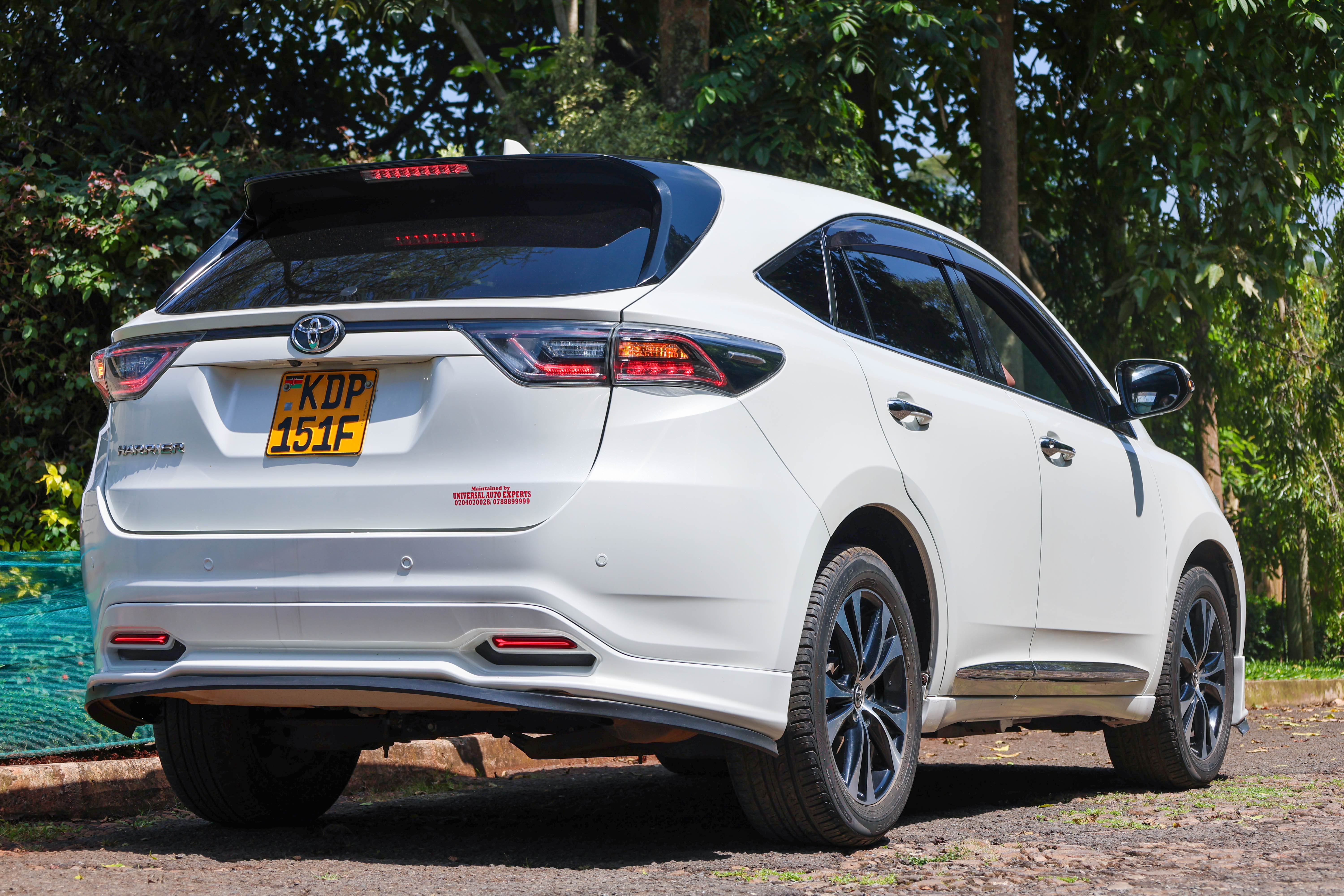 Vehicle Image 4